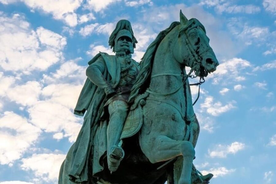 Cologne: Must-See Attractions Walking Tour - The Iconic Hohenzollern Bridge and Rhine Views