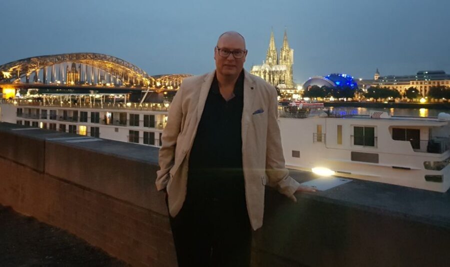 Cologne: Old City Guided Walking Tour - The Details: Practical Insights