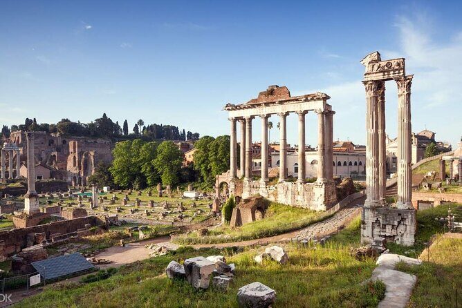 Colosseum Guided Tour with Special Access to the Gladiator Arena - The Guide and Group Experience