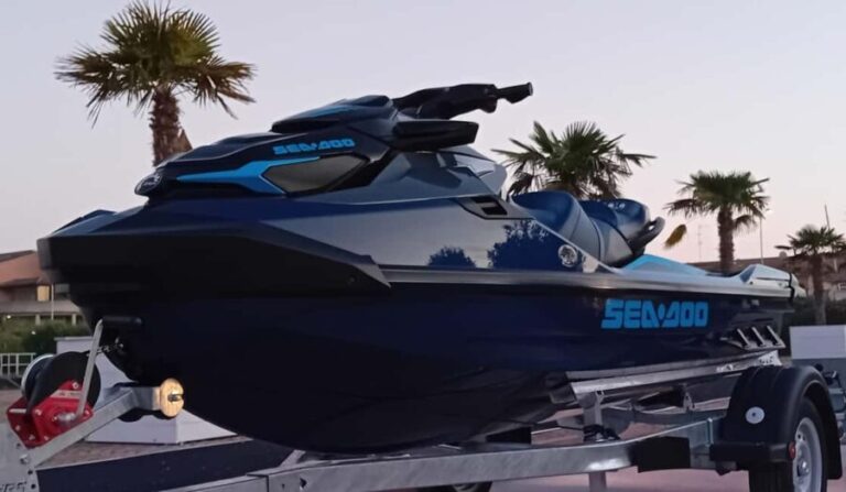 Comacchio: Jet Ski Rental with Skipper in the Po Delta - The Experience of a Guided Jet Ski Ride