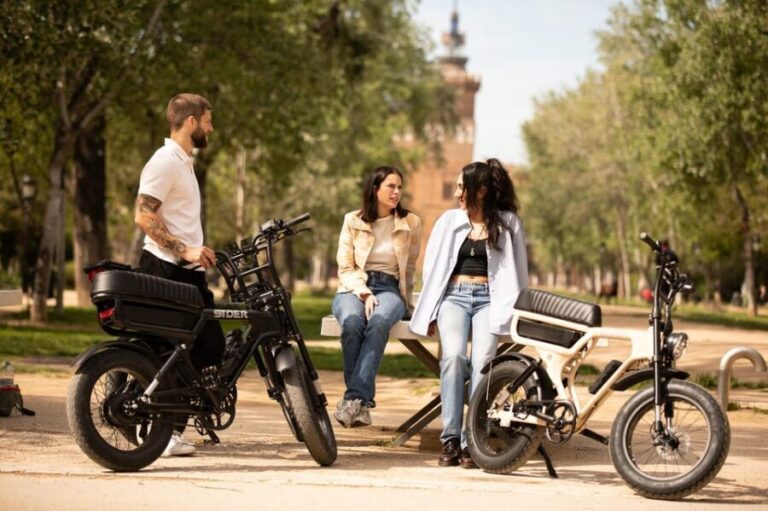 Comfortable E-Fatbike High-Lights Tour Barcelona - The Itinerary Breakdown