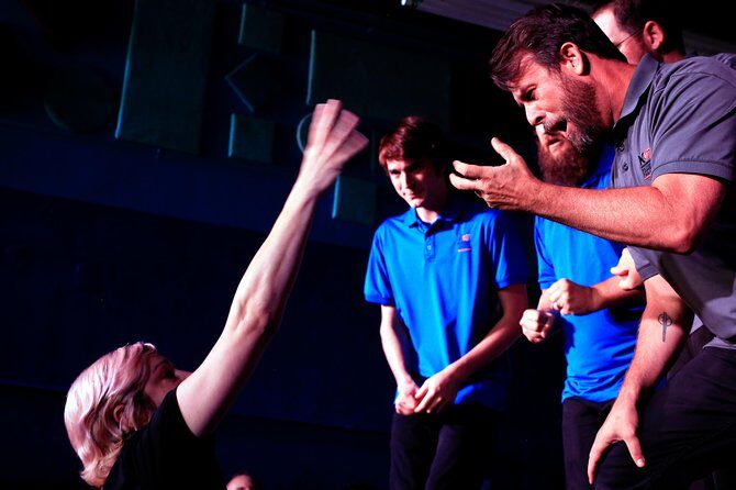 Competitive Comedy @ Neighborhood Comedy Theatre - The Itinerary in Detail