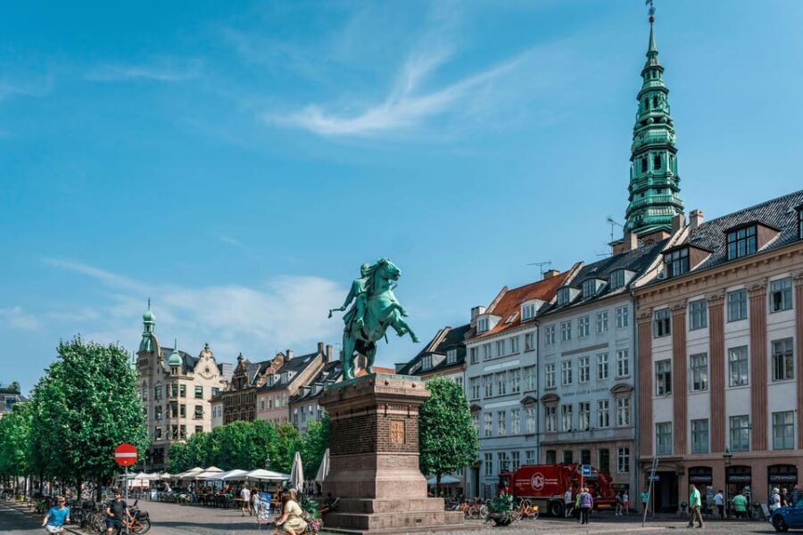 Copenhagen City & Rosenborg Castle Private Walking Tour - What You Can Expect in Terms Experience & Value