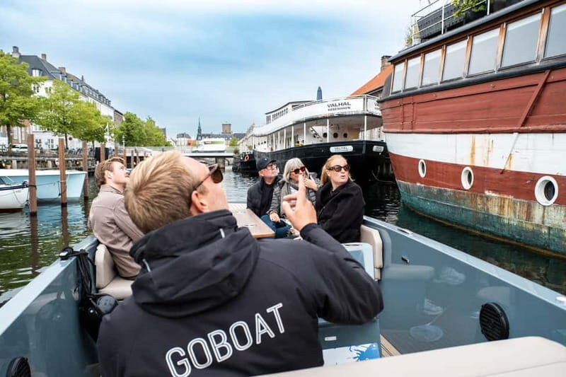 Copenhagen: Electric Boat Canal Tour with Guide - Who Should Consider This Tour?