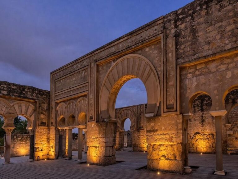 Cordoba: Guided Tour of Medina Azahara at Night - What the Reviews Say