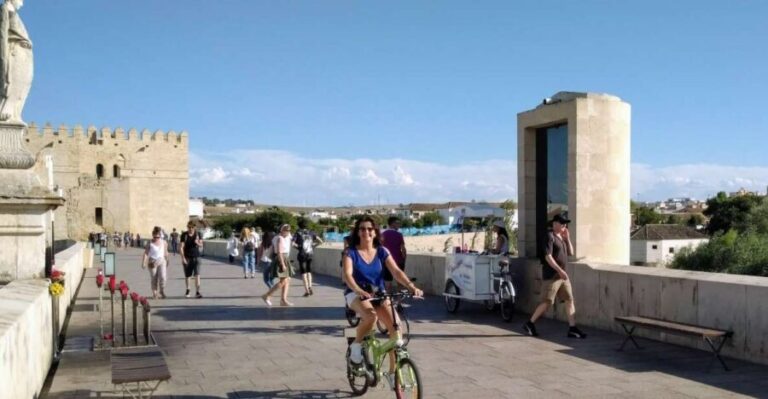 Córdoba: Private Bike Highlights Tour with Personal Guide - The Experience: Pros and Cons