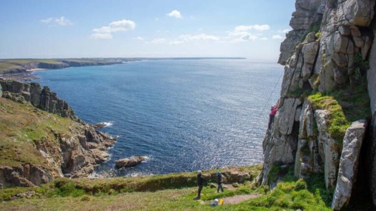 Cornwall: Beginner Rock Climbing Experience - The Thrill of Abseiling and Climbing