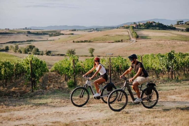 Cortona: Val di Chiana E-Bike Tour with Optional Wine Lunch - The Itinerary: A Perfect Mix of Scenery and Stories