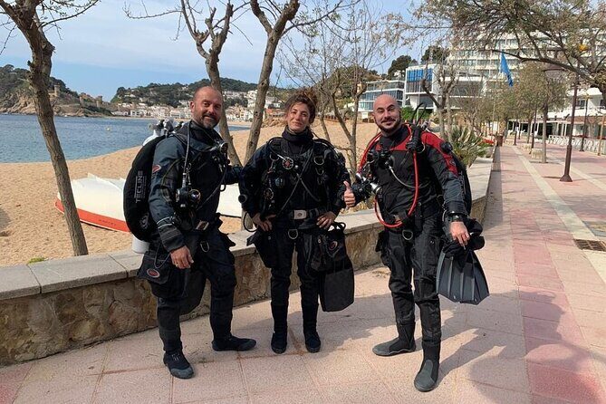 Costa Brava: Scuba Diving Tour, Lunch and a Visit to Tossa de Mar - Lunch with a View