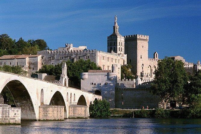 Côtes du Rhône Wine tour: Avignon, Palace of the Popes - Transportation and Logistics