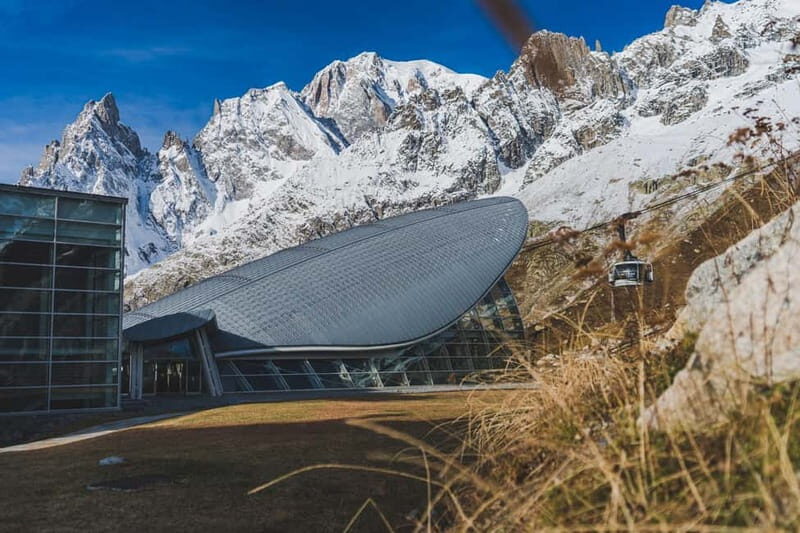 Courmayeur: Skyway Monte Bianco Cable Car Return Ticket - What to Expect at the Top