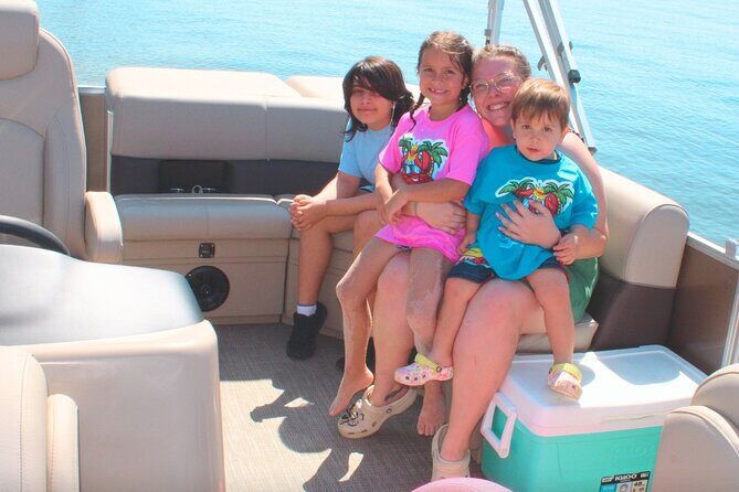 Crab Island: Pontoon Boat Rentals - What to Expect on Your Rental Day