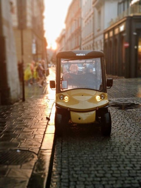 Cracow: Jewish Quarter and Ghetto Sightseeing Golf Cart Tour - A Gentle Introduction to the Tour