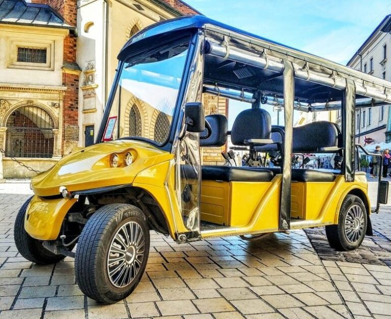 Cracow: Private City Highlights Sightseeing Car Tour - Detailed Breakdown of the Itinerary