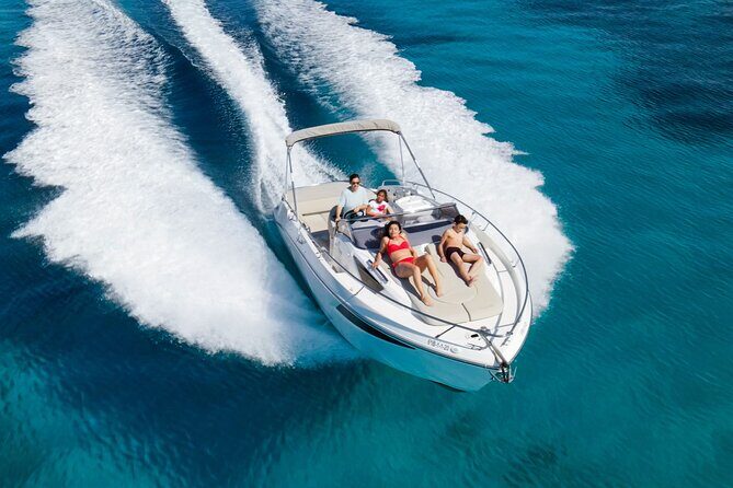 Cranchi E30 Private Boat for 10 Pax for 8 Hours in Ibiza - The Experience in Detail