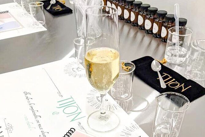 Create Your Very Own Custom Perfume or Cologne in Charleston - Fragrance 101 - What to Expect at Each Stage