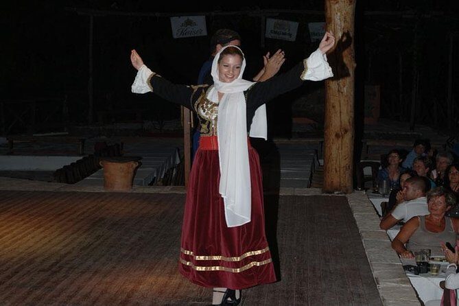 Cretan Folklore Night with Live Music, Dance, and Greek Dinner - Who Will Love This Tour?