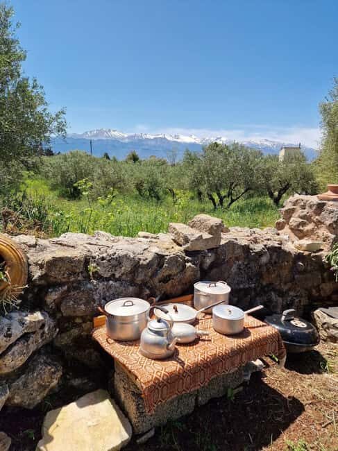 Crete: Private Apokoronas Villages Tour with Local Lunch - Visiting a Local Family and Traditional Home