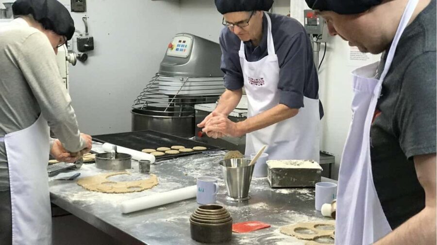 Crieff: Scottish Oatcake Baking Class with Tea and Cake - Who Is This Tour Best For?
