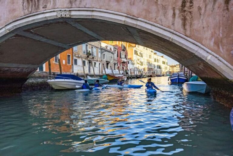 Cultural Kayak Tour: Discovering the Citys Canals - What You Can Expect