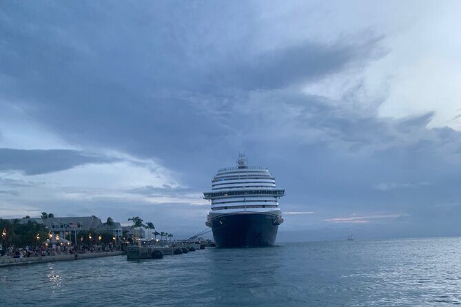 Custom Charters with a Local Captain - Navigating the Cost and Booking