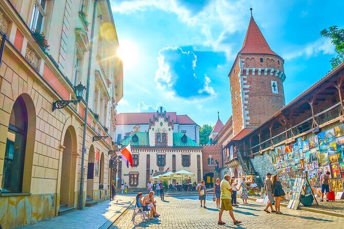 Czartoryski Palace Museum Tickets and Krakow Old Town Tour - A Closer Look at the Tour Experience