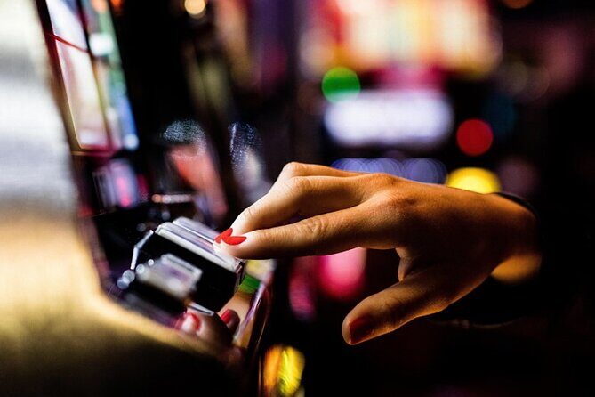 Dallas Shuttle To Oklahoma's WinStar World Casino - Who Should Consider This Tour?