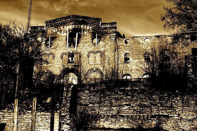 Darkside of Brewing Tour: Tales of Cincinnati's Haunted and Gruesome Past - A Closer Look at the Itinerary