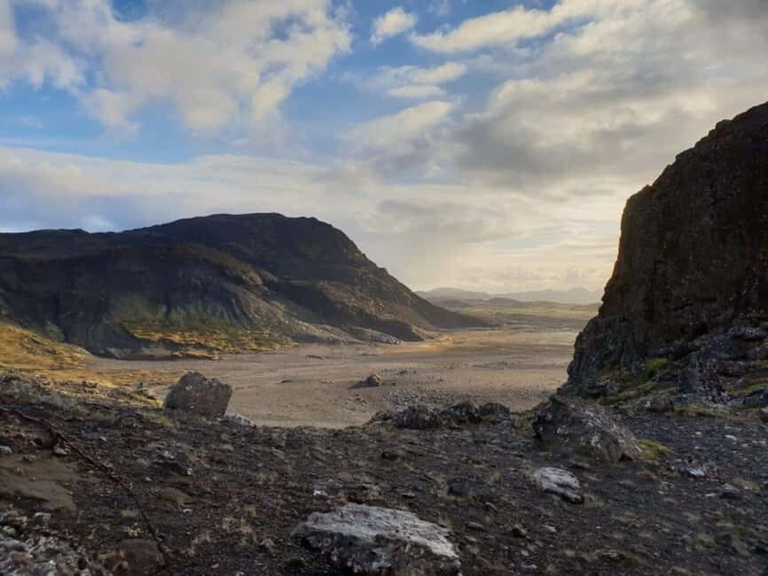 Day Hike to Helgafell: Lava Caves and Elves - moderate - Who Will Love This Tour?