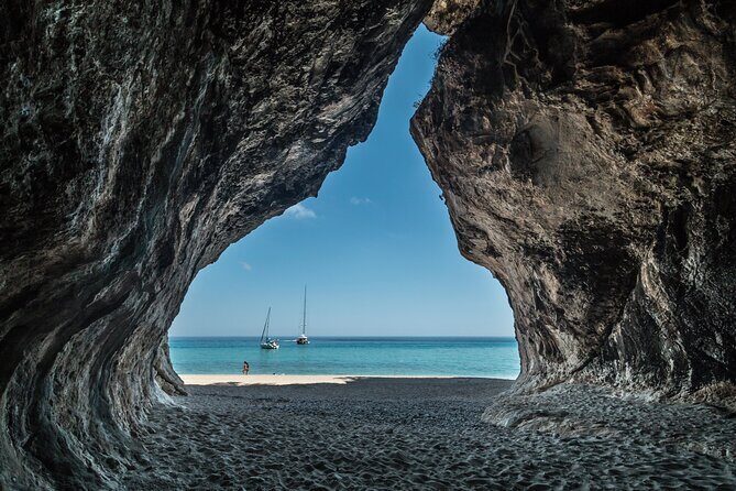 Day trip in the Gulf of Orosei Cala Mariolu - The Logistics: What You Need to Know