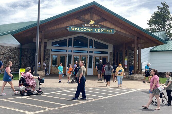 Day trip of the Black Hills: Mount Rushmore to Custer State Park! - Who Should Consider This Tour?