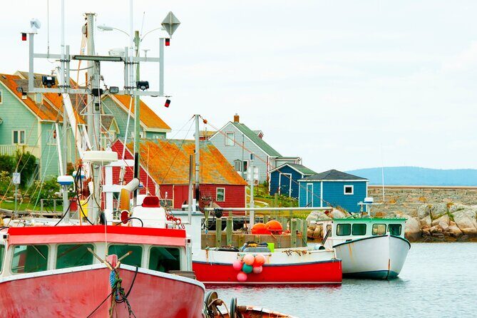 Day Trip to Lunenburg, Mahone Bay and Peggy's Cove from Halifax - The Real Deal: What Our Guests Say