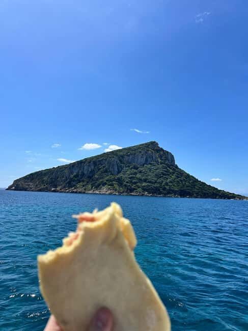 Day trips by dinghy to Capo Figari and Figarolo - What’s Included and Practical Details