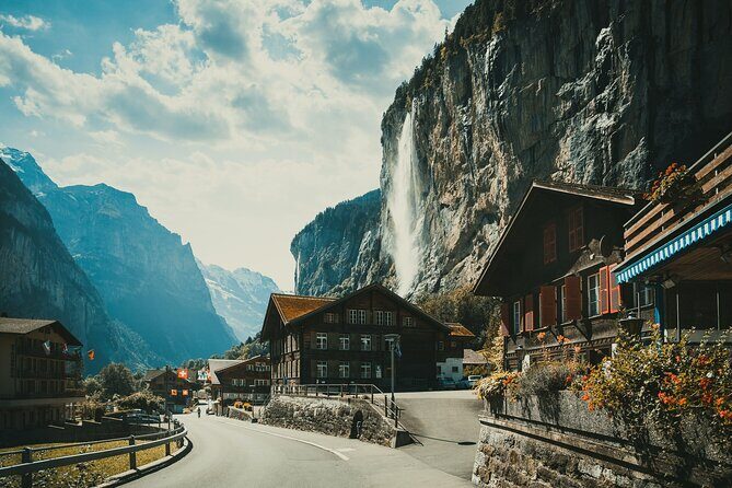 Daytrip to Swiss Villages: Interlaken Grindelwald & Lauterbrunnen - Stop 2: Interlaken