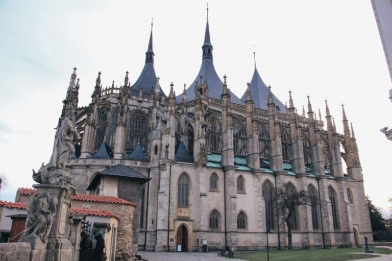 Daytrip to the Bone Church at Sedlec & Kutná Hora - Is This Tour Worth It?