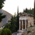 Delphi And Thermopylae Private Full-Day Tour From Athens - Exploring Delphi: The Heart of the Oracle
