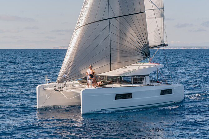 Deluxe Private Boats - 40 ft Catamaran - Who Is This Tour Best For?