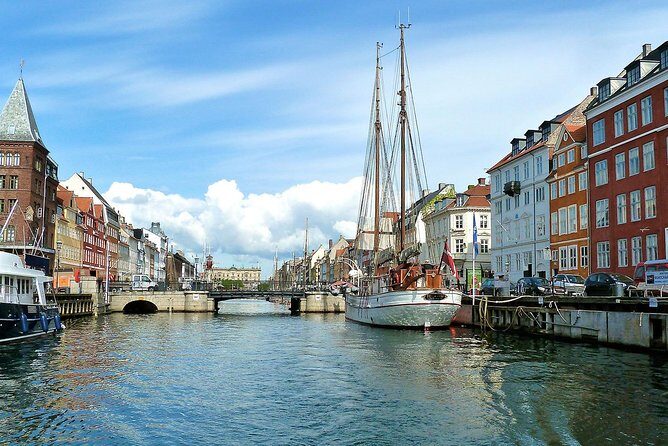 Departure Transfer: Copenhagen to Airport CPH by Business Car - The Sum Up