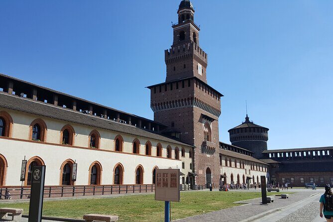 Devour Milan Street Food Tour and Sightseeing - Food Tastings and Local Eateries