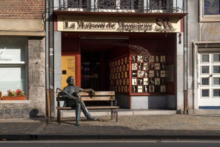 Dinants Love Trail and Romantic Escapade - The ins and outs of the Dinant Love Trail and Romantic Escapade