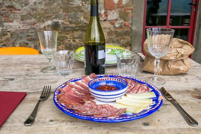 Dining Experience at a local's Home in Cernobbio with Show Cooking - Who Would Love This Experience?