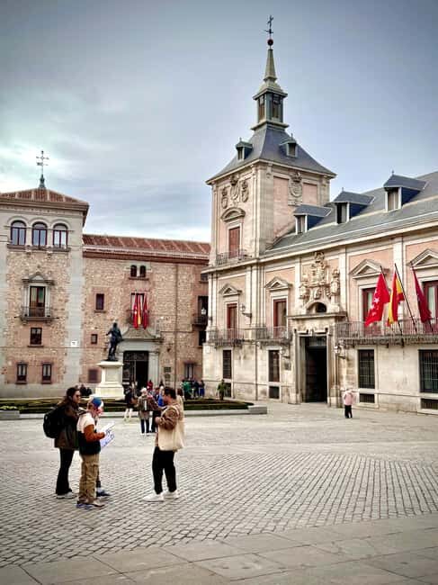 Discover Madrid: Scavenger Hunt Family Adventure - What We Loved About This Tour