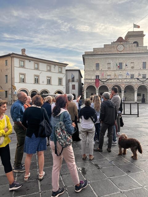 DISCOVER PERUGIA - EXPERIENCE PERUGIA LIKE A GRAND TOUR TRAVELER - The Value of the Guided Stories