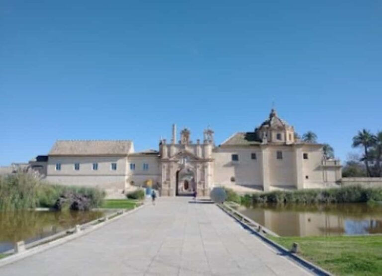 Discover The Secret Sevilla - Navigating the City on Your Own