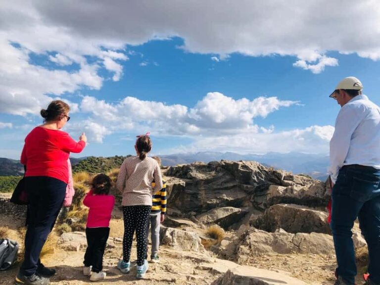 Discover the Sierra de Granada in 3 hours. Mountains and history. - FAQs