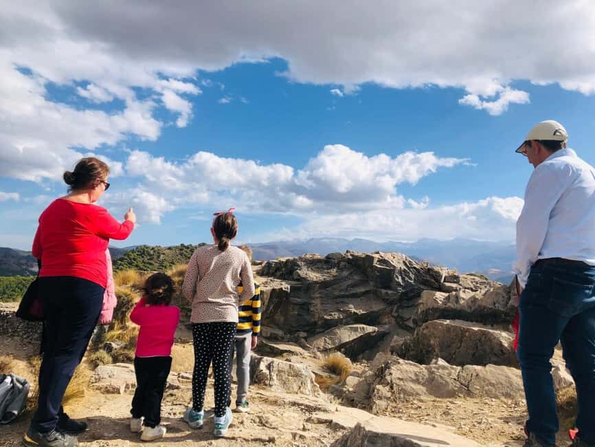 Discover the Sierra de Granada in 3 hours. Mountains and history. - FAQs