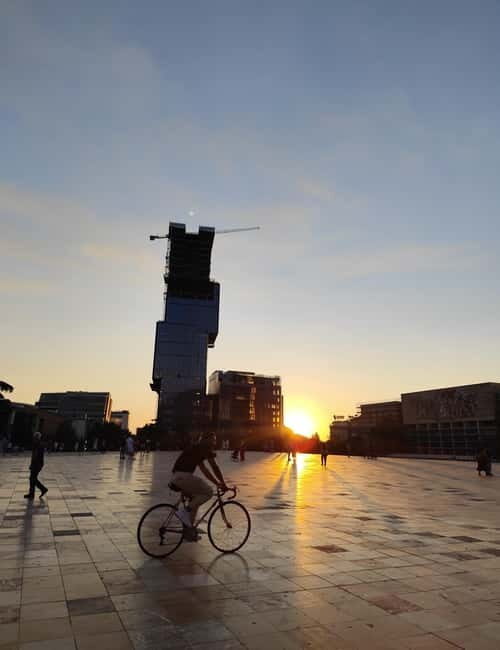 Discover Tirana: Panoramic Tour and Walk around the Artificial Lake - What Makes This Tour Valuable?