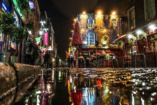 Discovering Dublin on a Private Christmas Walking Tour - What Makes This Tour Stand Out