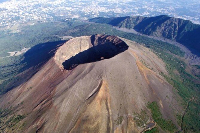 Discovering the Vesuvius - VIP tour / Small group - What’s Included and What’s Not