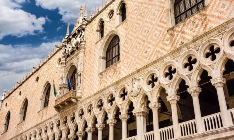 Doge's Palace small group or private tour with a local guide - Who Is This Tour Best Suited For?